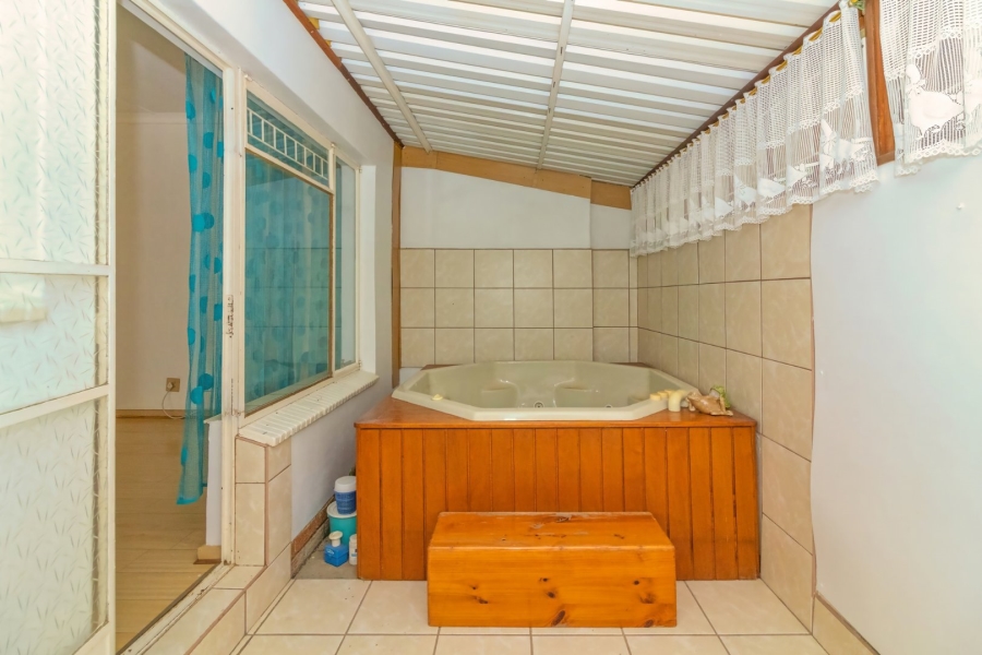 3 Bedroom Property for Sale in West Park Free State